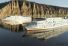 Lena-Kreuzfahrten und Flussreisen in Sibirien. Lena-Felsen Russland