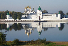 Ipatjiew Kloster Kostroma Wolga Flussreise Russland