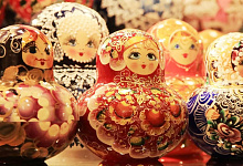 die Matroschka die russische Puppe