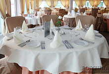 MS P. Tschajkowskij, Flusskreuzfahrten in Russland, Restaurant