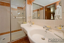 MS Volga Dream, Junior Suite, Promenade Sun & Deck 316, 405