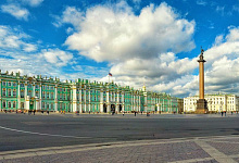 Kreuzfahrt, Wolga Flussreise, Schlossplatz St. Petersburg, Russland